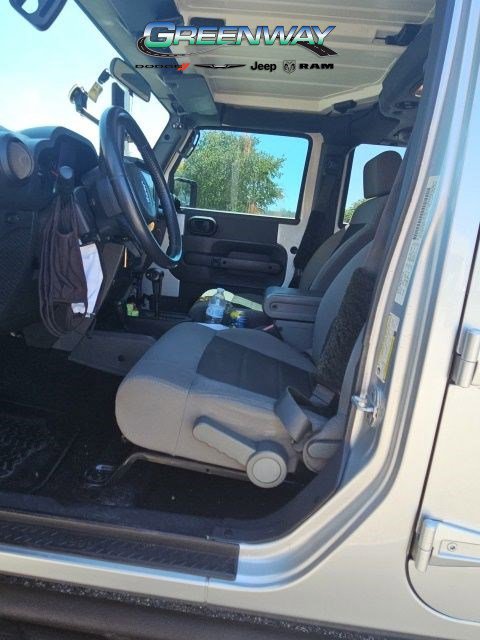 Used 2008 Jeep Wrangler Unlimited X AWD/4WD image 15