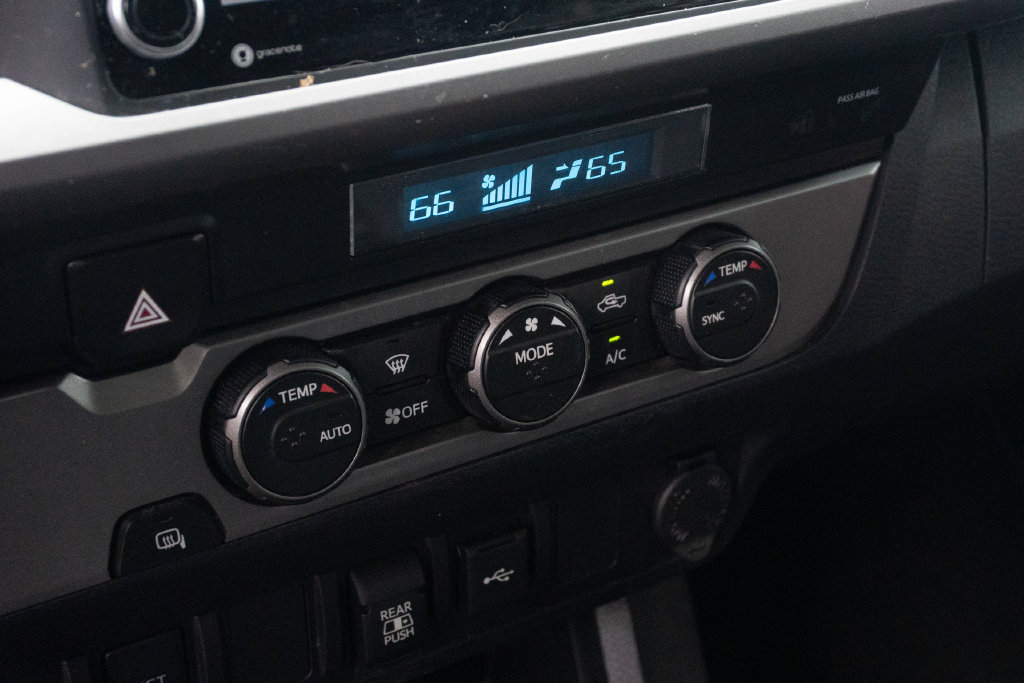 Used 2021 Toyota Tacoma SR5 RWD image 26