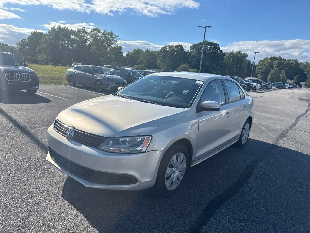 Used 2011 Volkswagen Jetta SE FWD video 3
