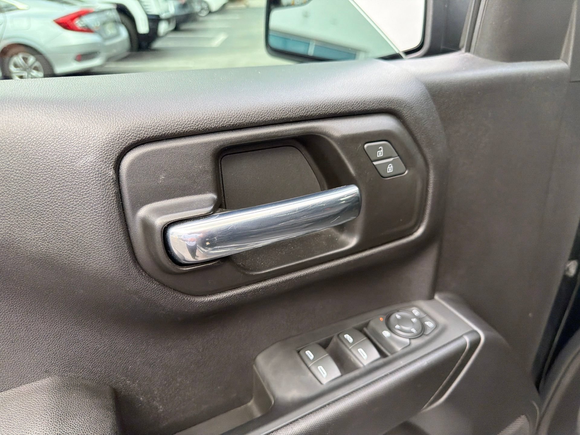 Used 2022 Chevrolet Silverado 1500 Custom RWD image 25