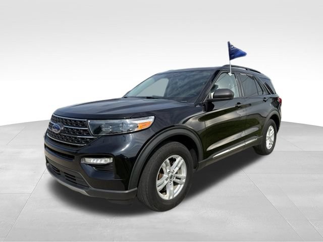 Used 2022 Ford Explorer XLT w/ Equipment Group 202A AWD/4WD image 11