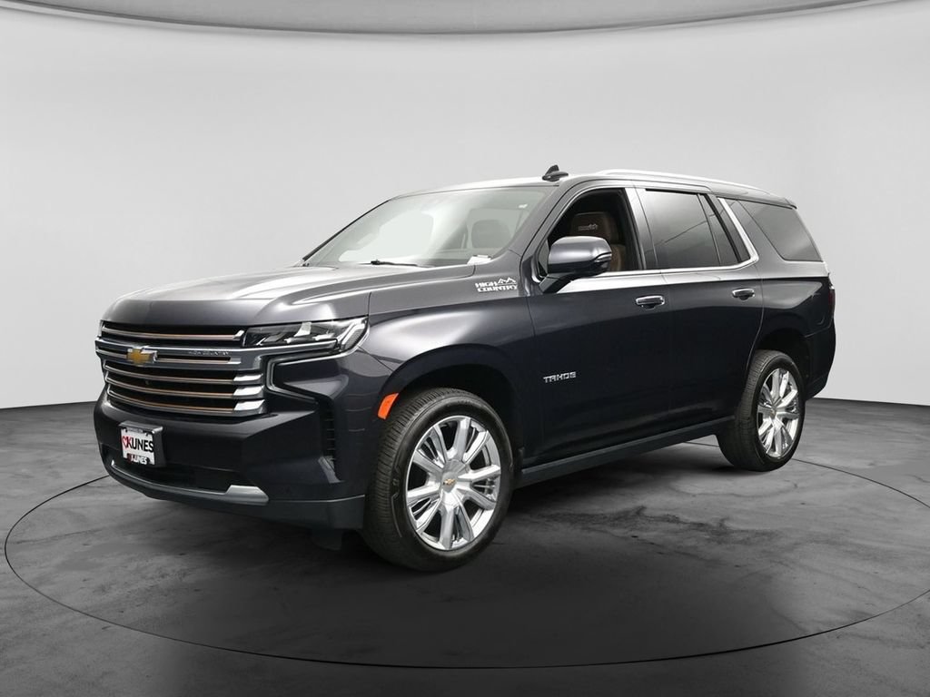 Used 2022 Chevrolet Tahoe High Country w/ Premium Package 2 AWD/4WD image 7