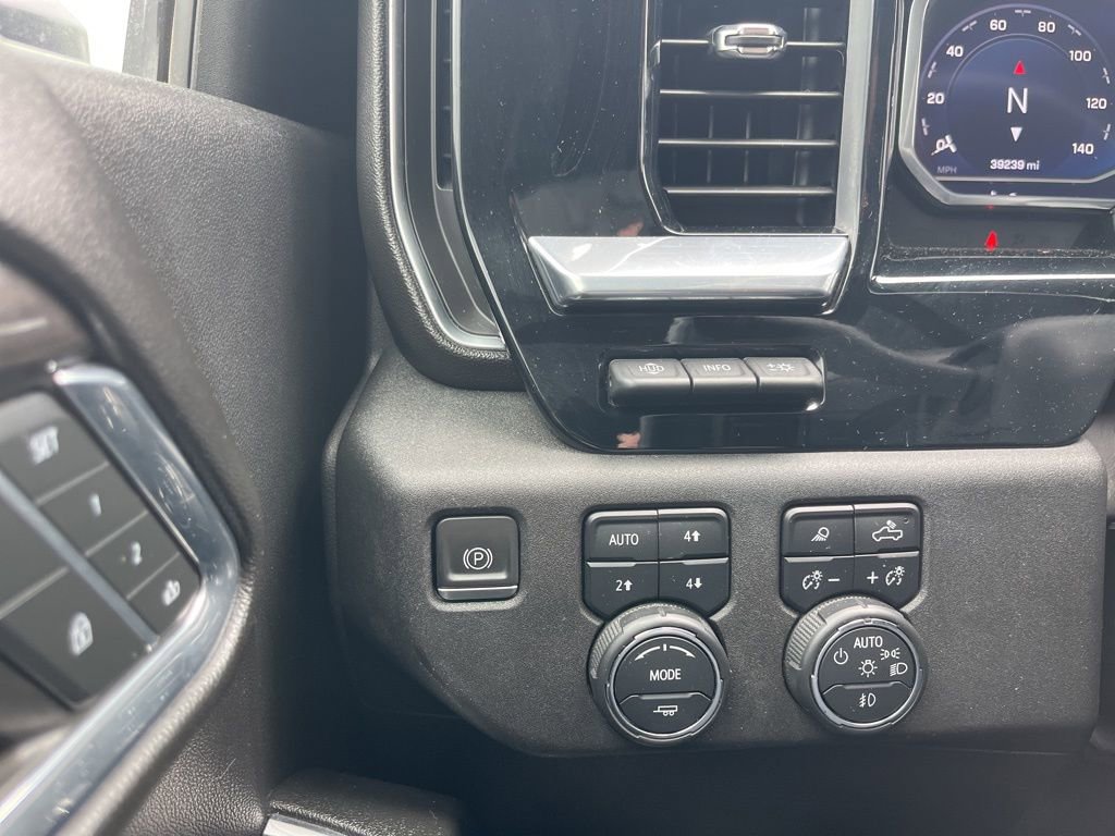 Used 2024 Chevrolet Silverado 3500 LTZ w/ LTZ Premium Package image 14