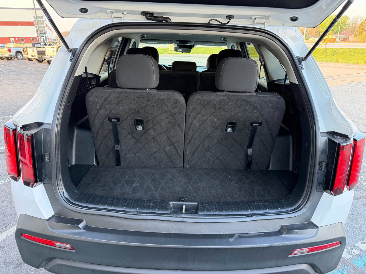 Used 2021 Kia Sorento LX FWD image 26