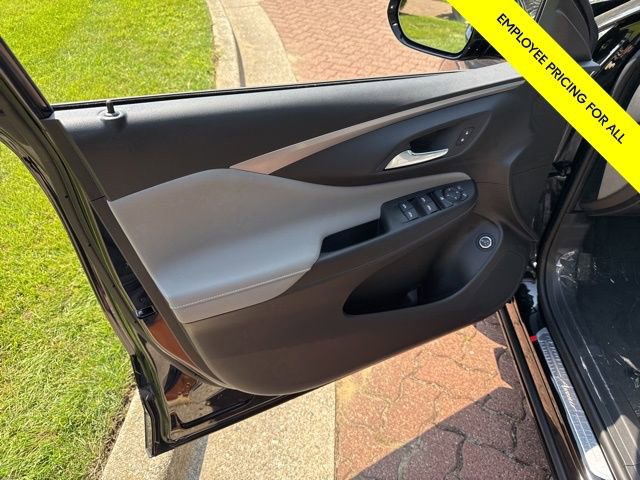 New 2025 Buick Envista Avenir image 17