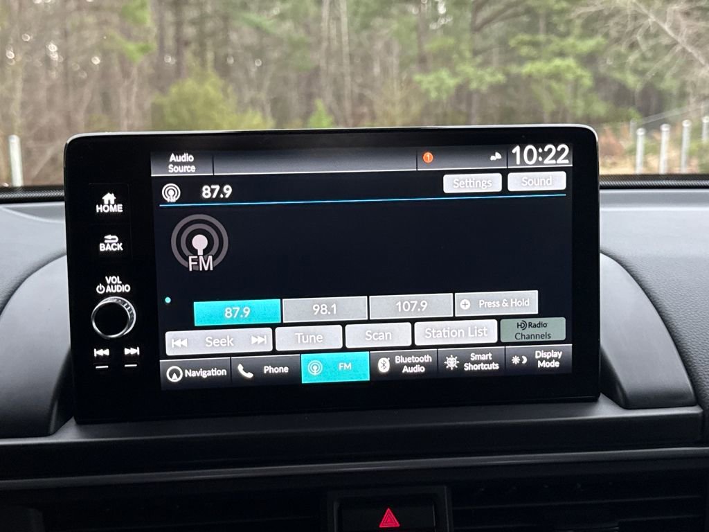 Certified 2025 Honda Pilot Touring image 14