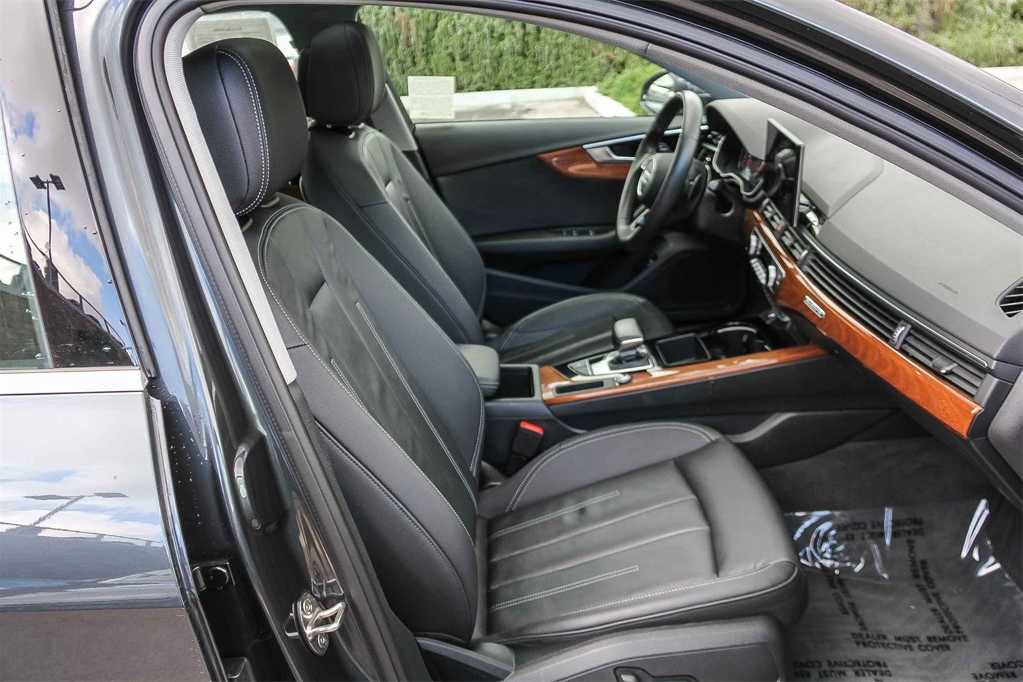 Used 2023 Audi A4 2.0T Premium w/ Convenience Package image 18