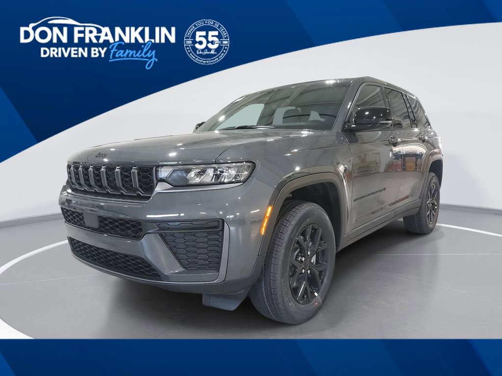 New 2026 Jeep Grand Cherokee Laredo