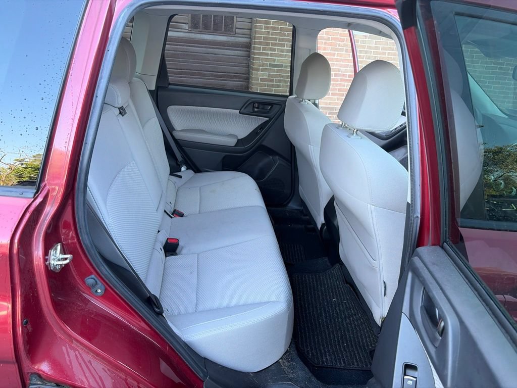 Used 2018 Subaru Forester 2.5i Premium AWD/4WD image 25