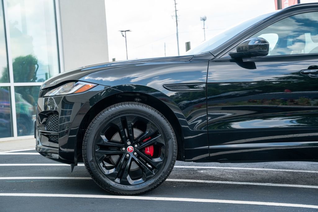 Used 2023 Jaguar F-PACE S AWD/4WD image 18