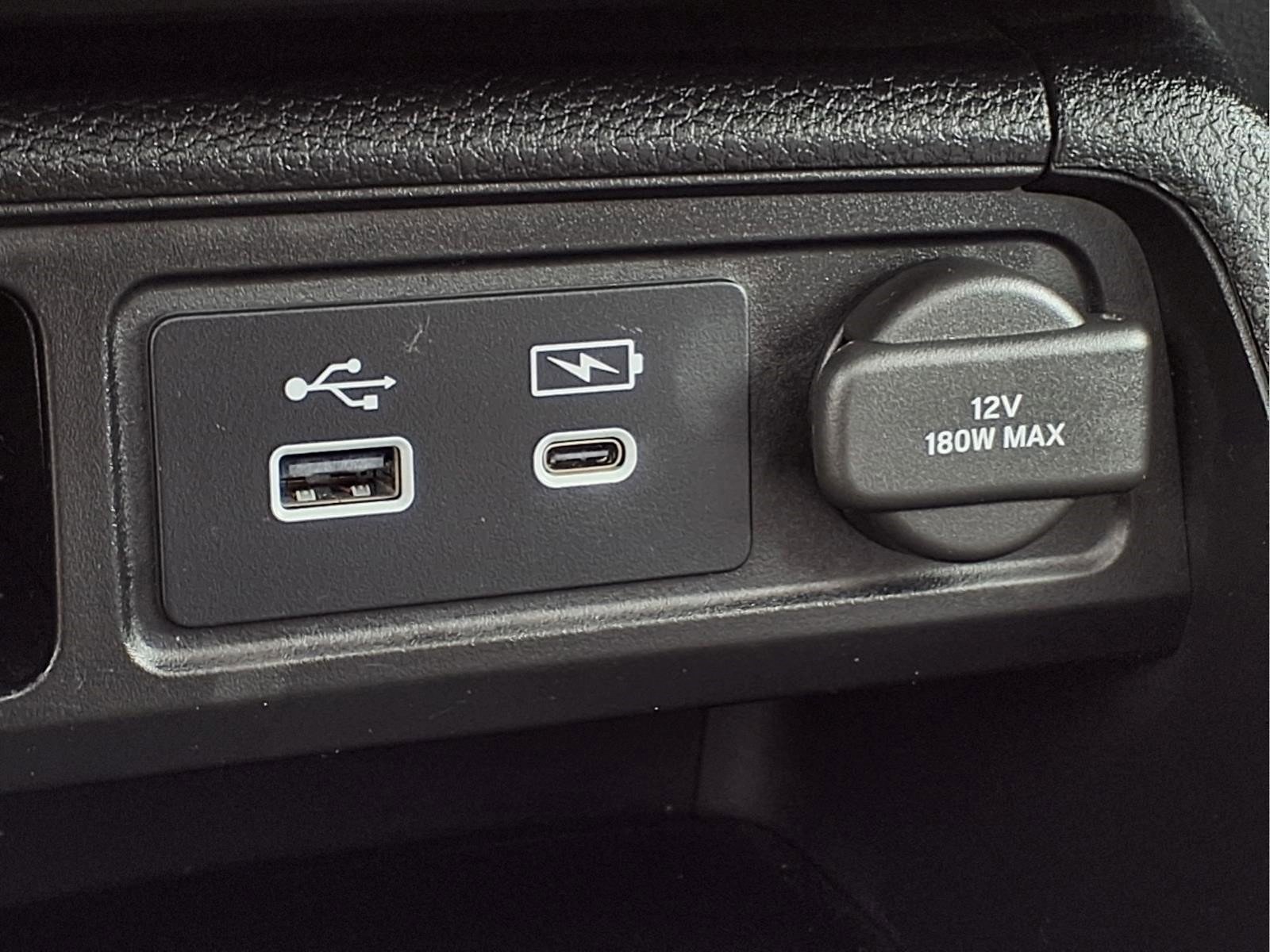 Used 2023 Honda Pilot Touring image 24