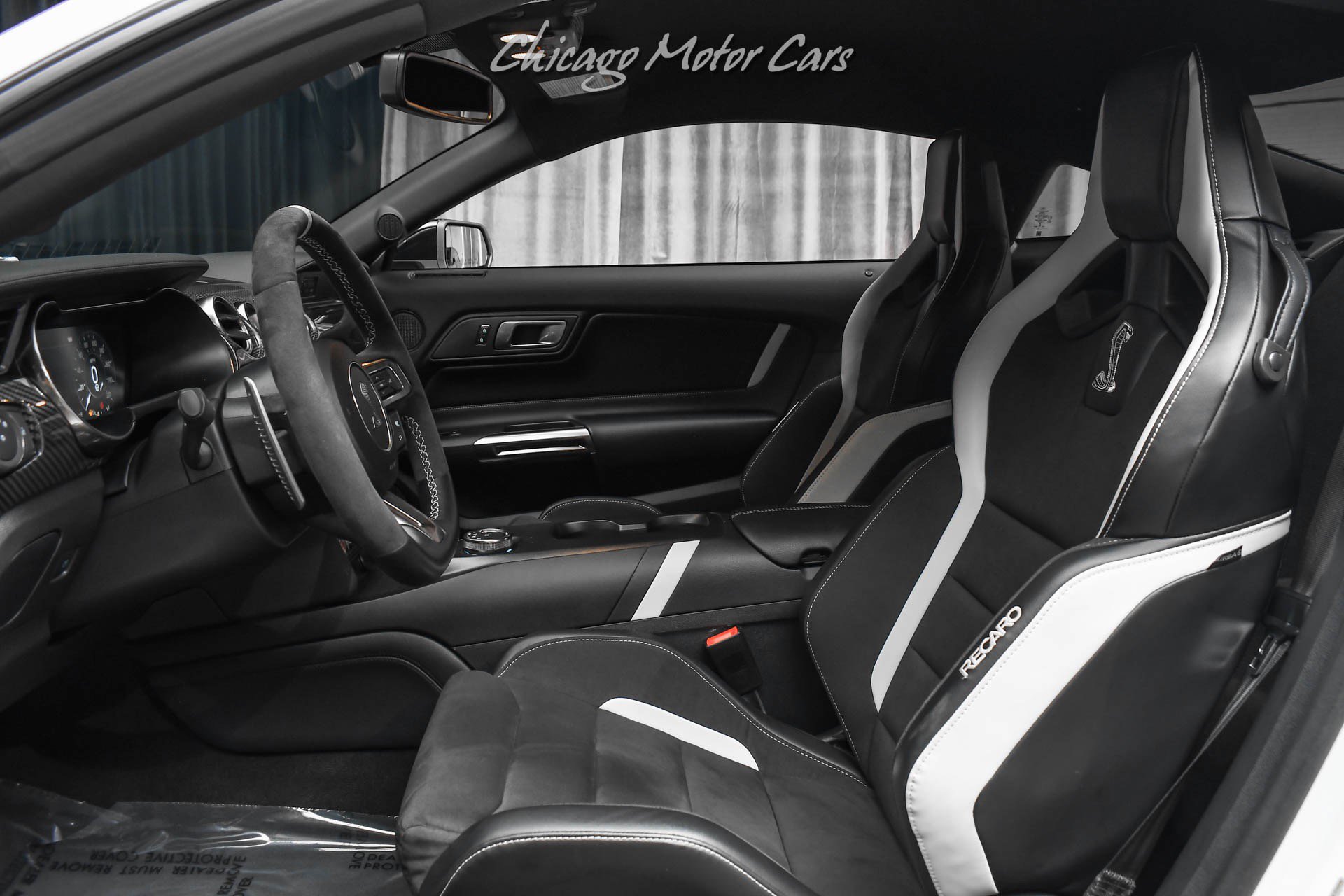 Used 2022 Ford Mustang Shelby GT500 w/ Carbon Fiber Track Pack RWD image 21