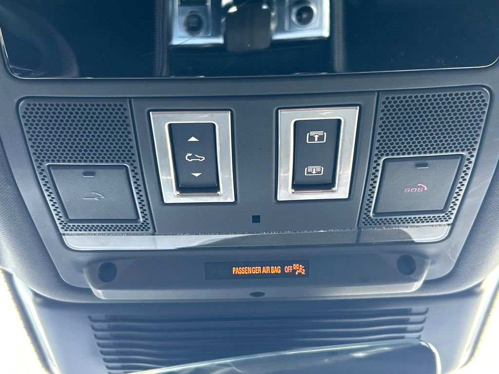 Used 2024 Jaguar F-PACE R-Dynamic S image 19