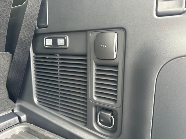 New 2025 Ford Expedition Active image 27