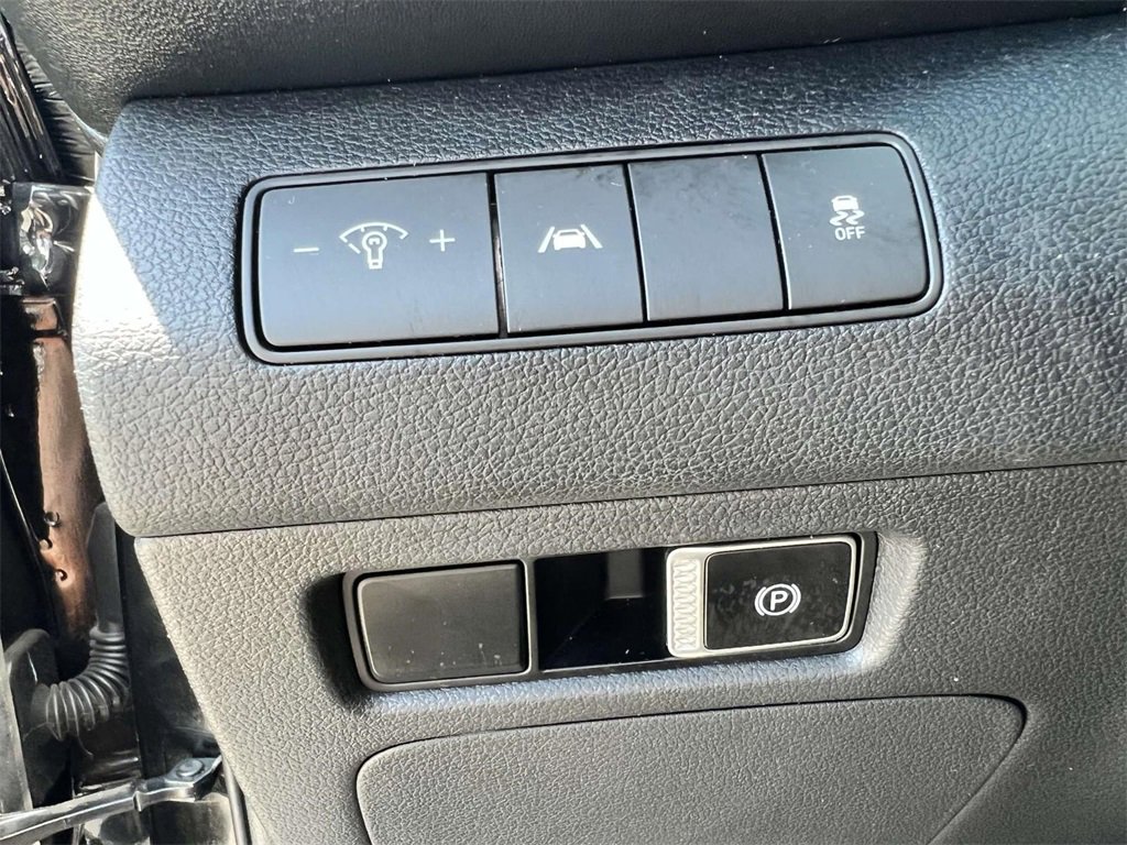 Used 2022 Hyundai Santa Fe SEL w/ Cargo Package image 21