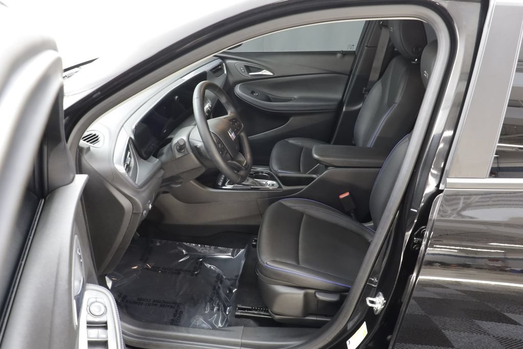 Used 2026 Buick Encore GX Sport Touring AWD/4WD image 6