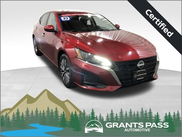 Certified 2023 Nissan Altima 2.5 SV image 1