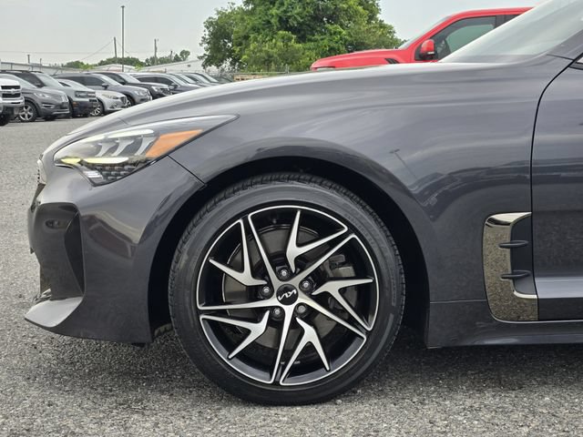 Used 2022 Kia Stinger GT-Line w/ Sun & Sound Package RWD image 9