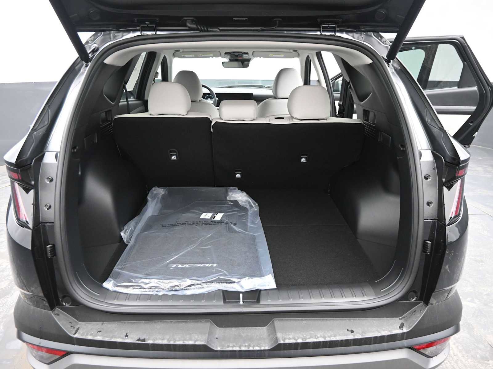 New 2026 Hyundai Tucson SEL image 13