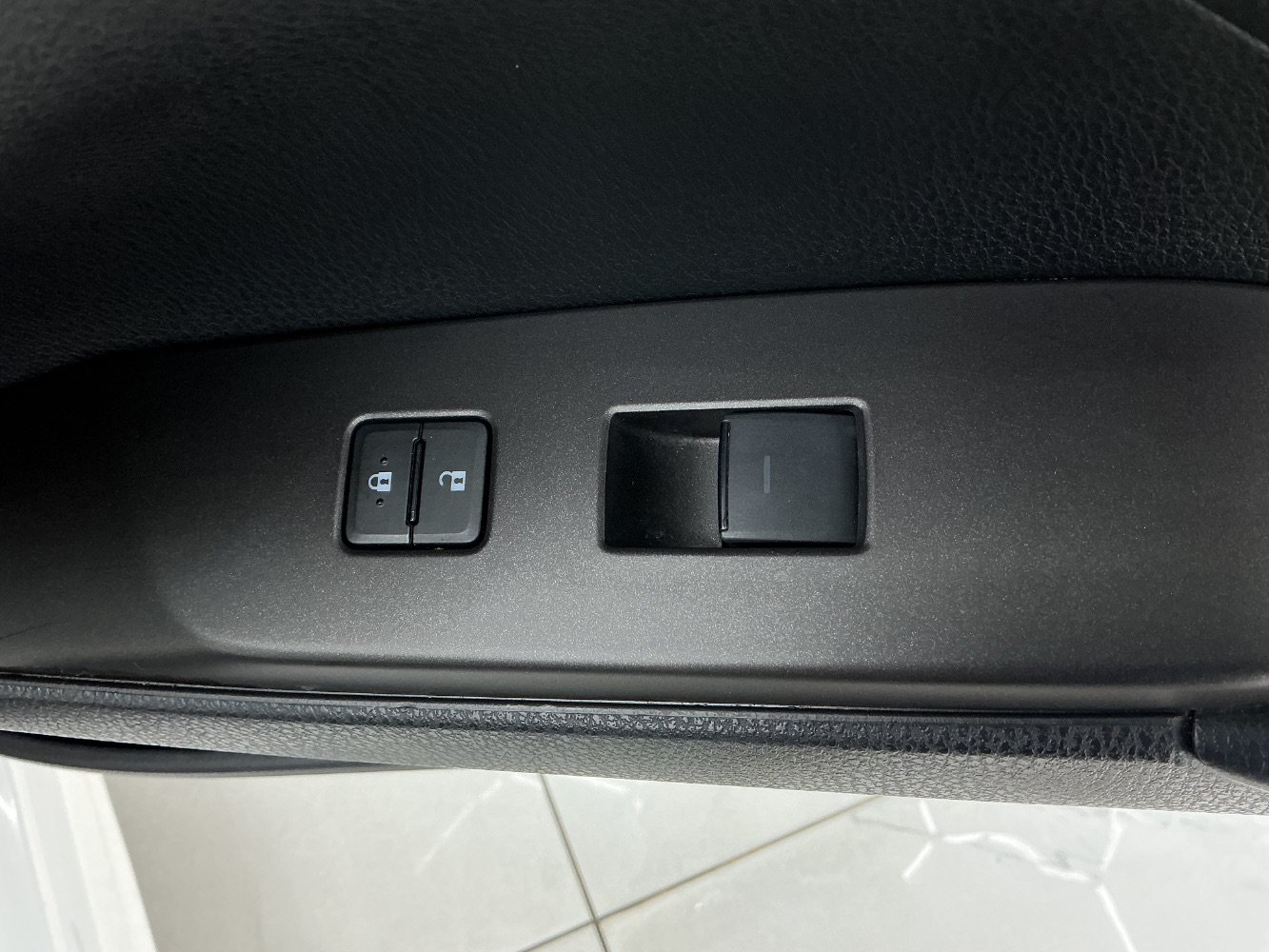 Used 2023 Toyota Camry SE w/ Convenience Package FWD image 39