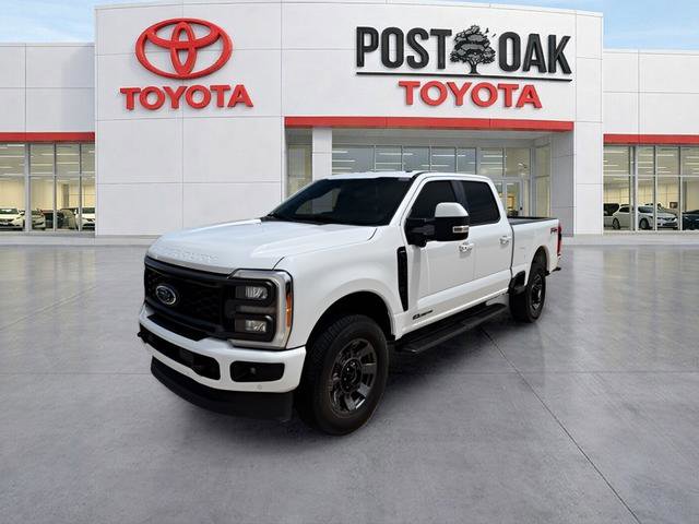 Used 2023 Ford F250 Lariat w/ Sport Appearance Package AWD/4WD image 4