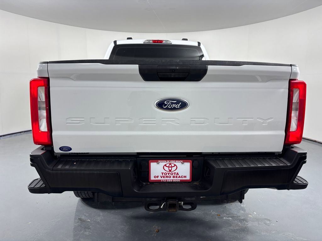 Used 2025 Ford F250 XL image 5