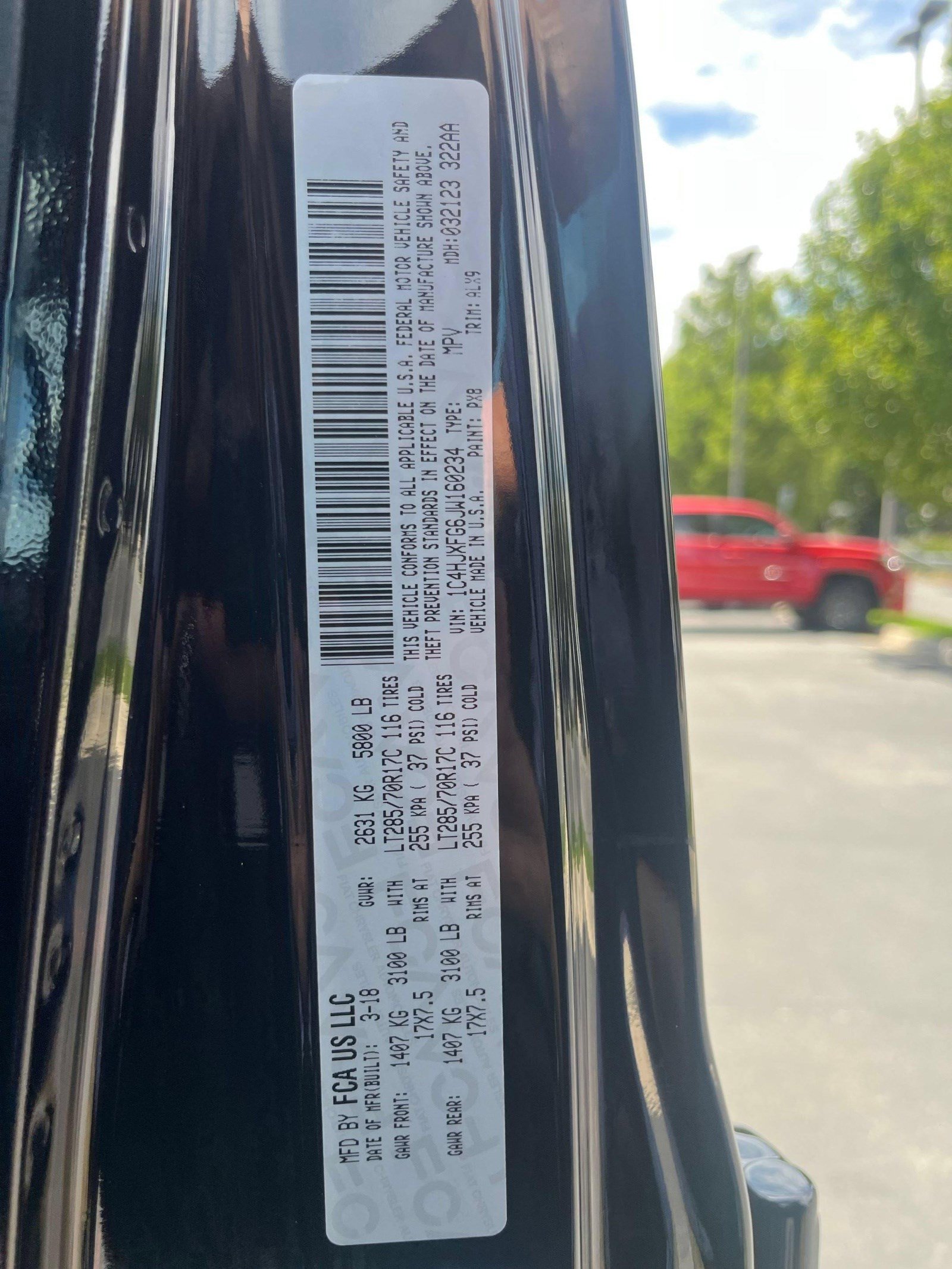 Used 2018 Jeep Wrangler Unlimited Rubicon w/ LED Lighting Group AWD/4WD image 33