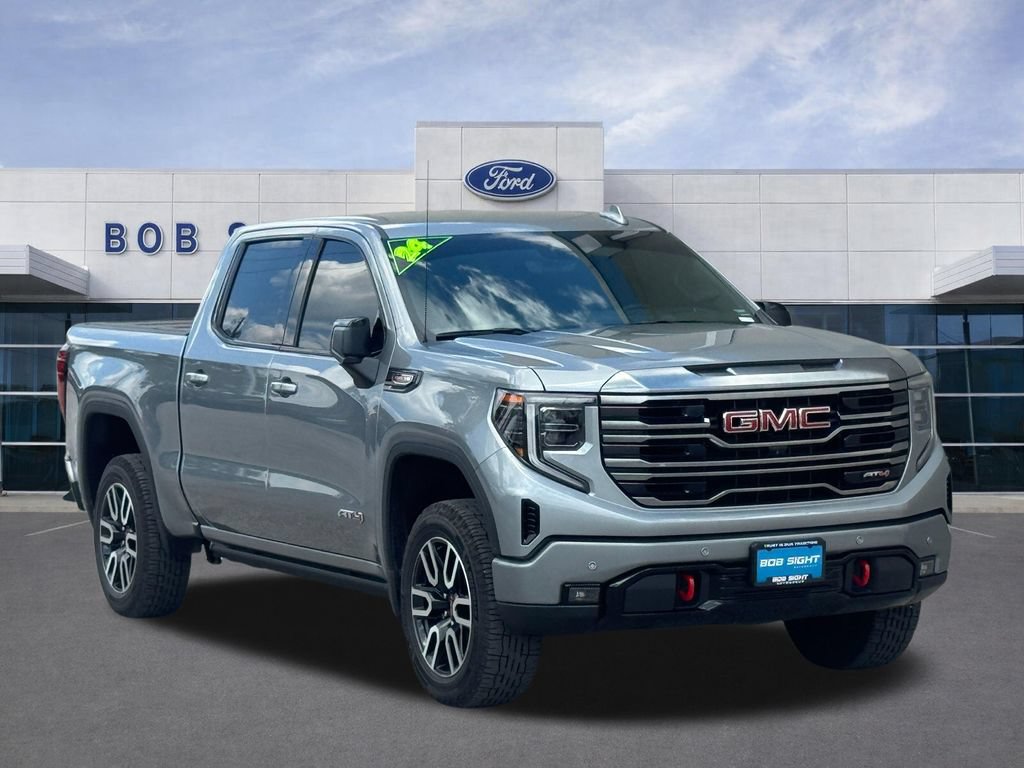 Used 2024 GMC Sierra 1500 AT4 w/ Technology Package AWD/4WD image 2
