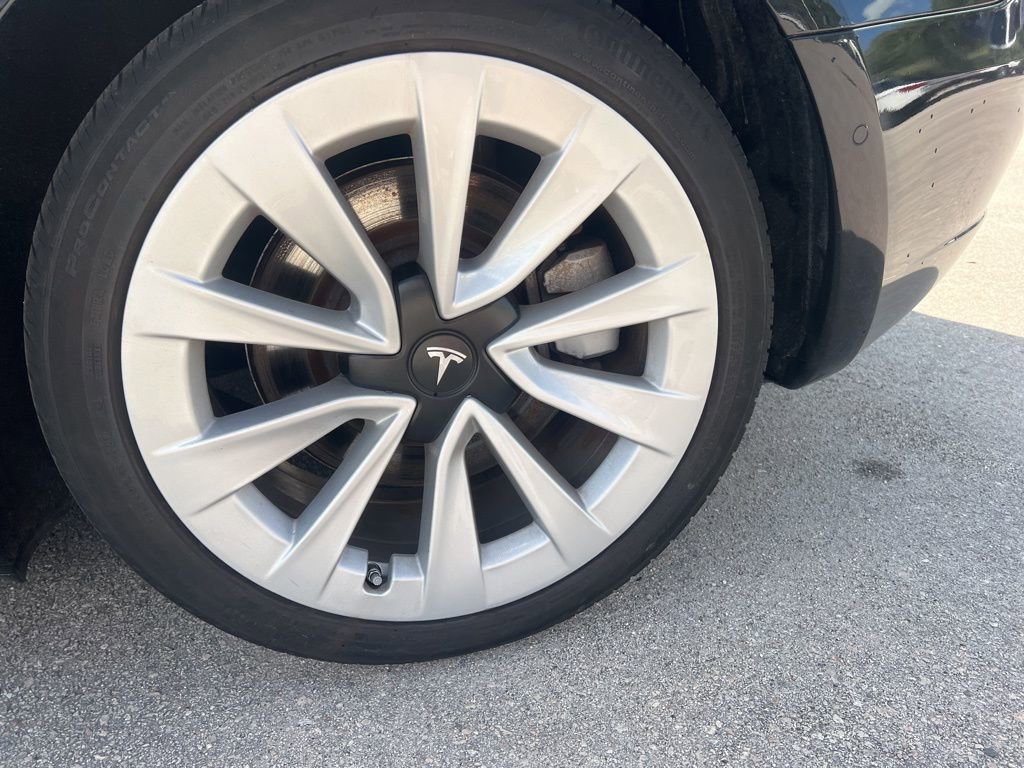 Used 2021 Tesla Model 3 Standard Range Plus RWD image 5