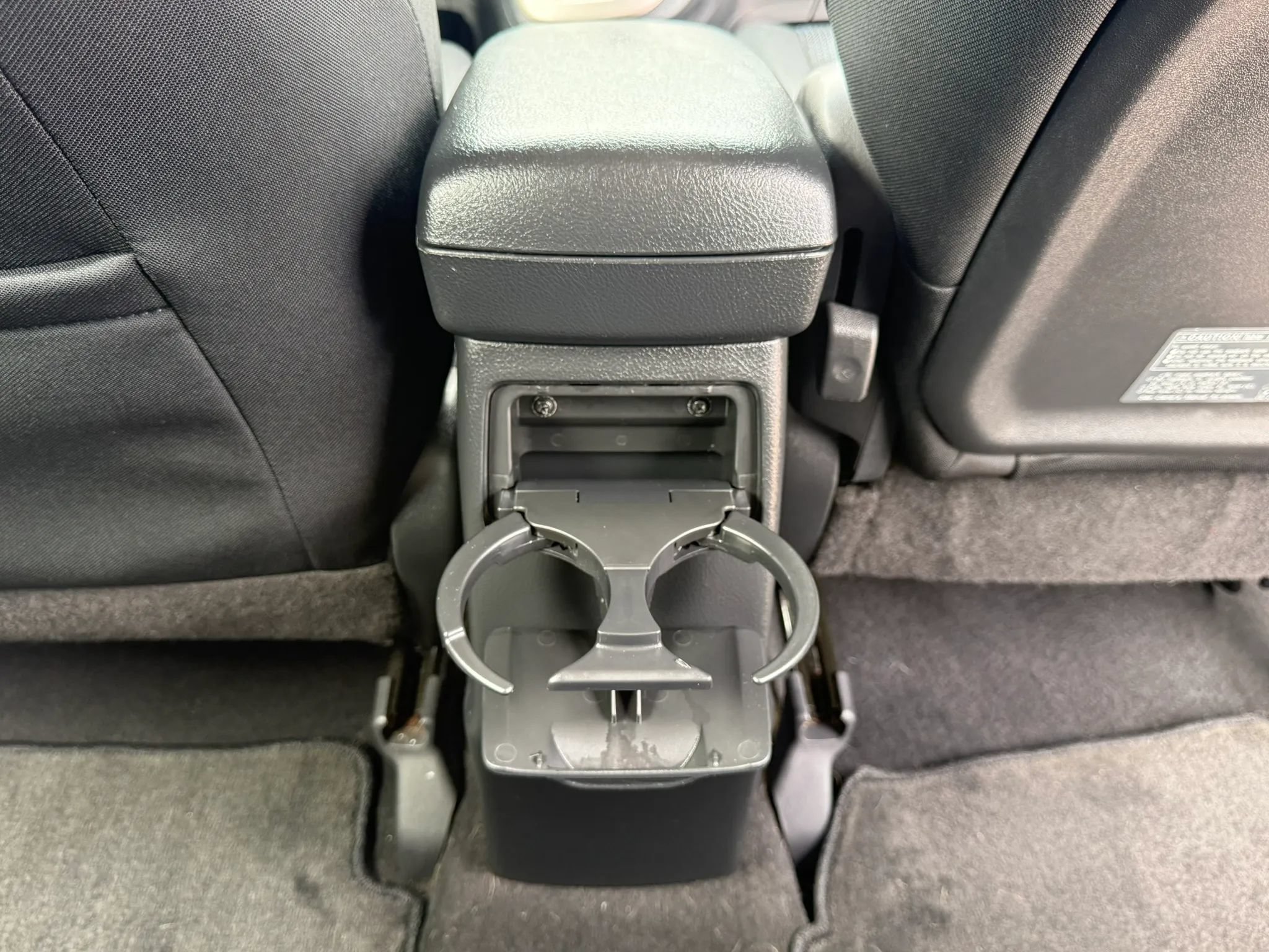 Used 2010 Toyota Matrix S FWD image 20