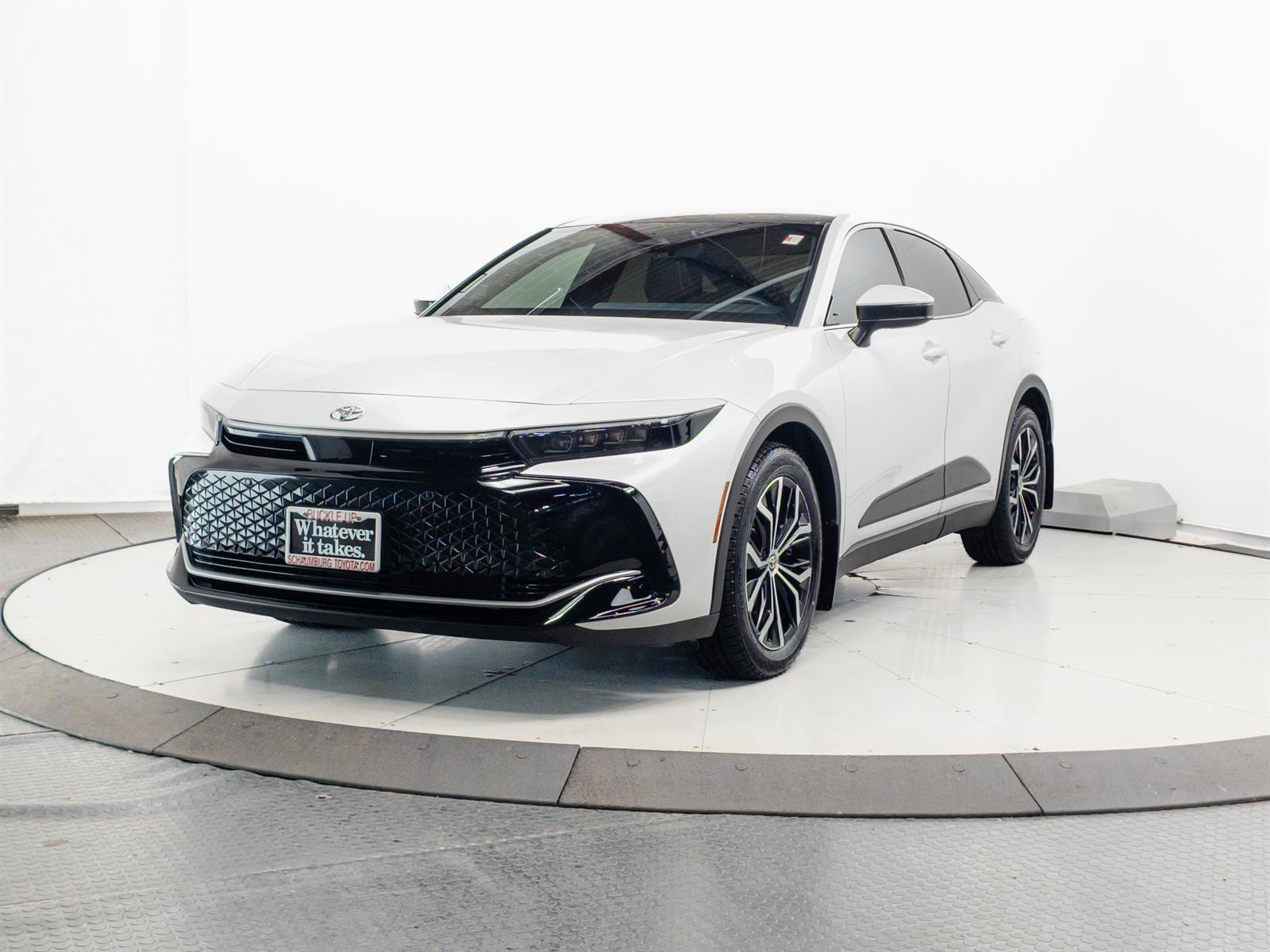 Certified 2025 Toyota Crown AWD/4WD image 3