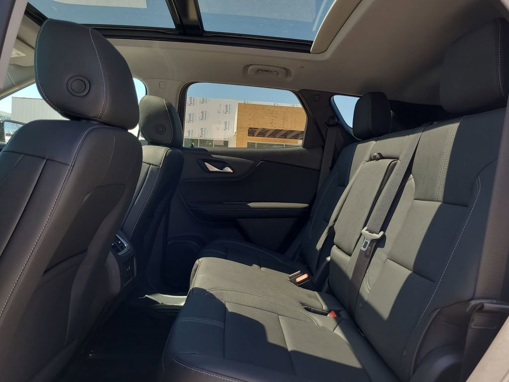 New 2026 Chevrolet Blazer LT w/ LPO, Floor Liner Package FWD image 26