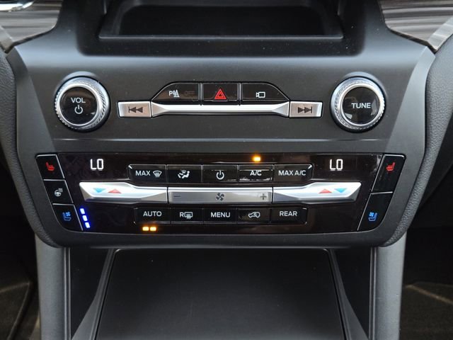 Used 2020 Ford Explorer Limited w/ Class III Trailer Tow Package image 21