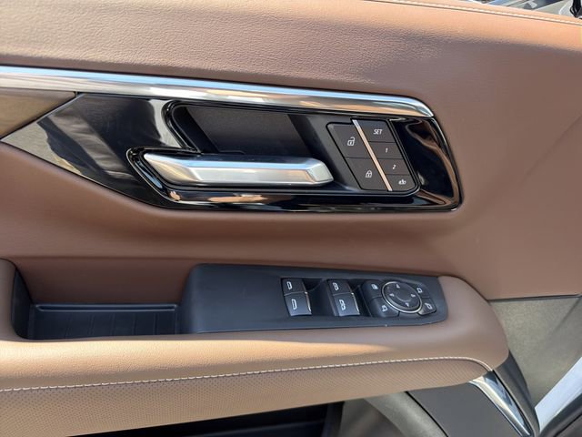 New 2026 Chevrolet Tahoe High Country AWD/4WD image 16