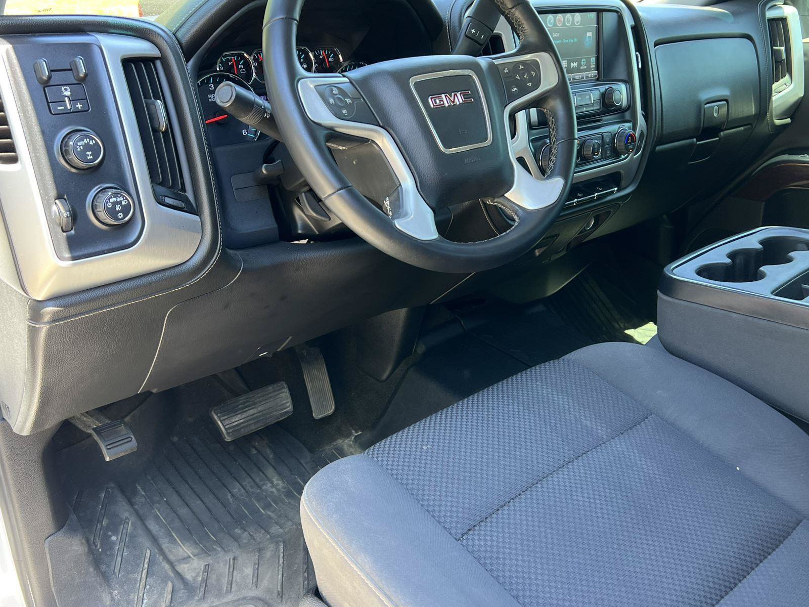 Used 2017 GMC Sierra 1500 SLE w/ SLE Value Package AWD/4WD image 19