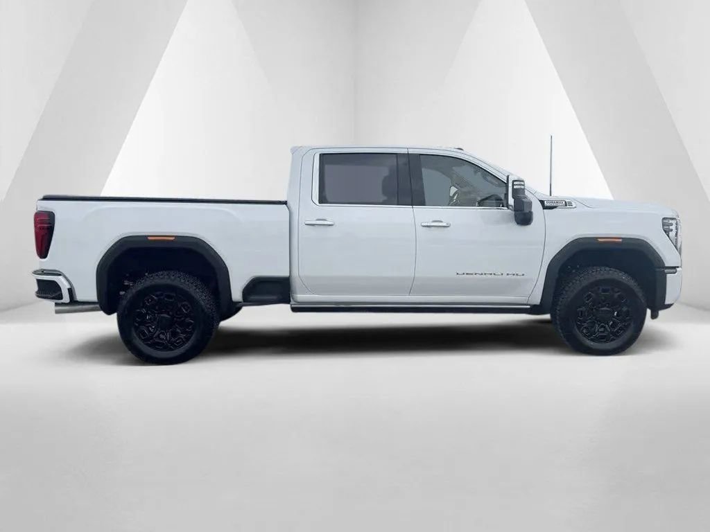 New 2026 GMC Sierra 3500 Denali image 8