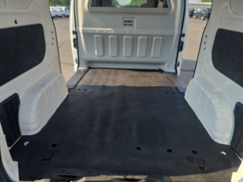 Used 2017 Chevrolet City Express LT w/ Technology Package FWD image 12