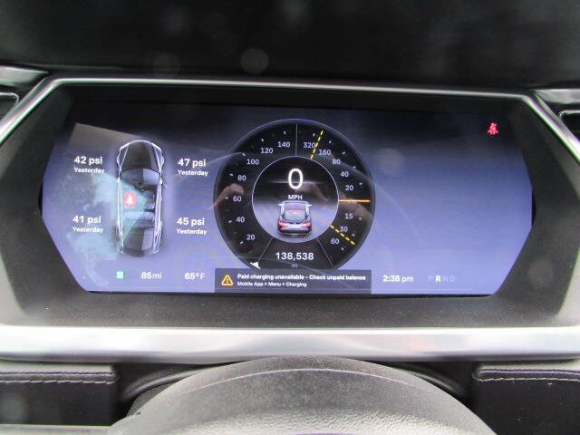 Used 2013 Tesla Model S Long Range RWD image 19