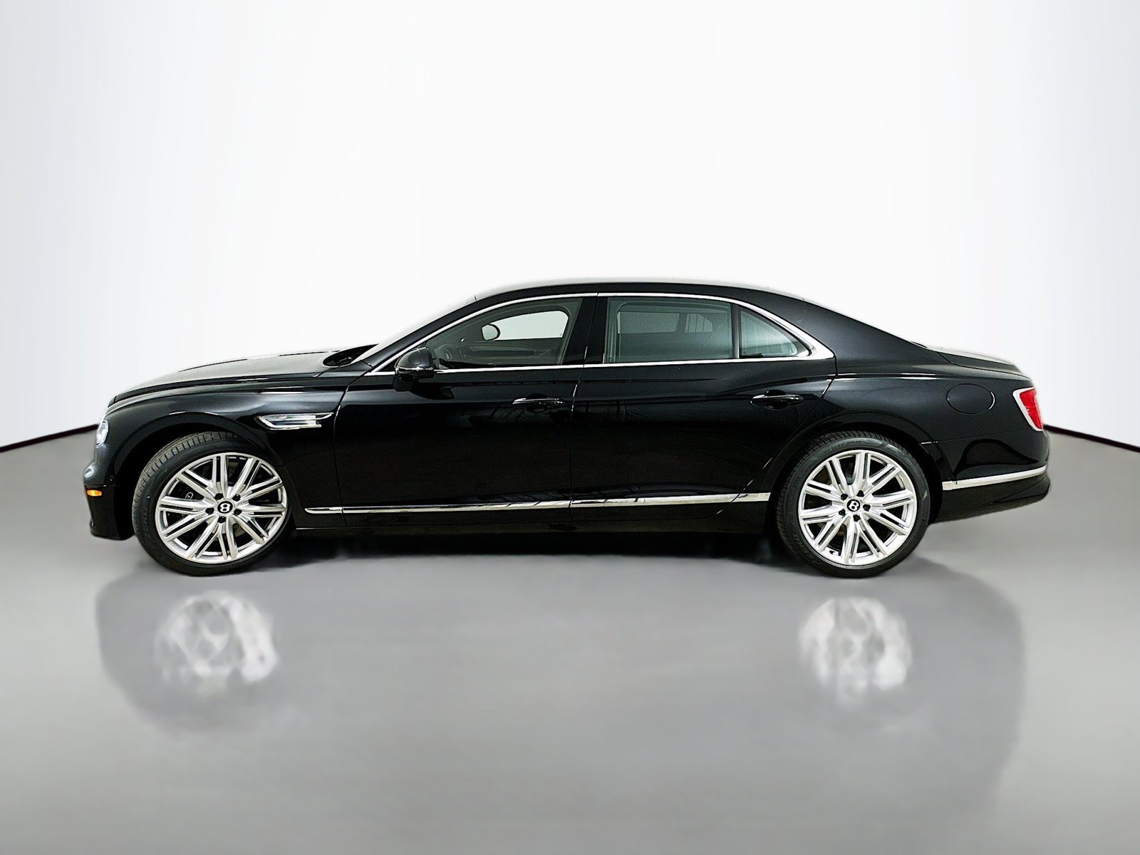 New 2026 Bentley Flying Spur V8 AWD/4WD image 11