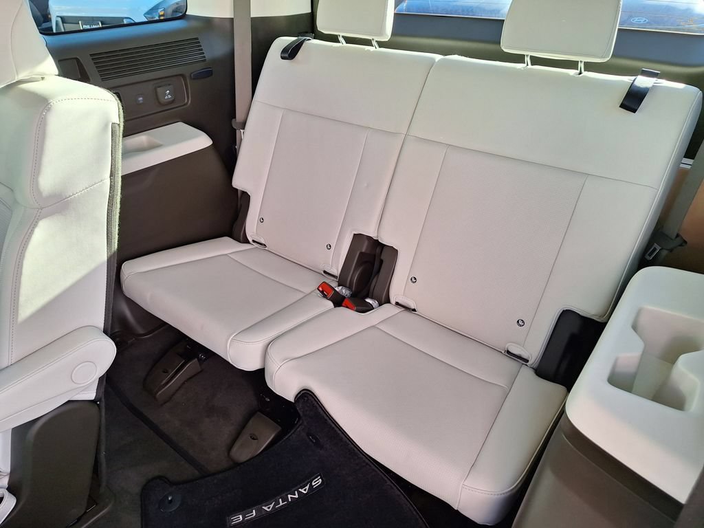 New 2025 Hyundai Santa Fe Calligraphy AWD/4WD image 13