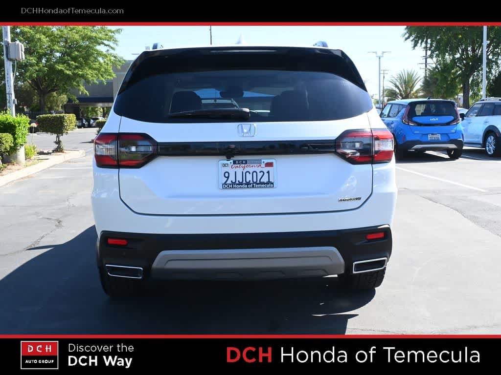 Certified 2024 Honda Pilot Touring image 6