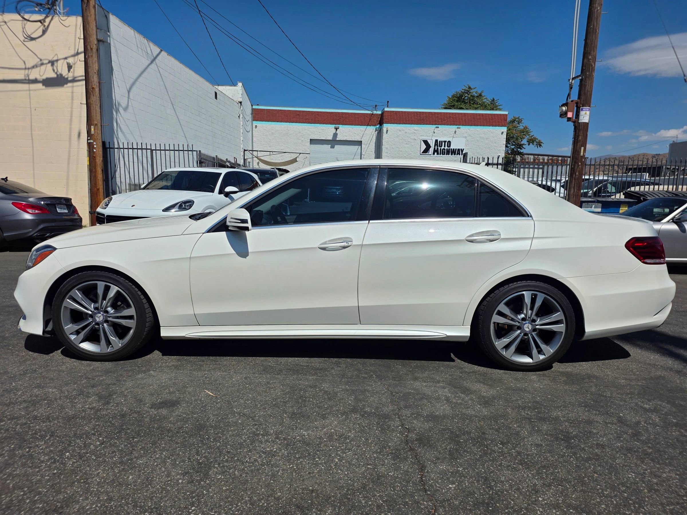 Used 2014 Mercedes-Benz E 350 Sedan image 6