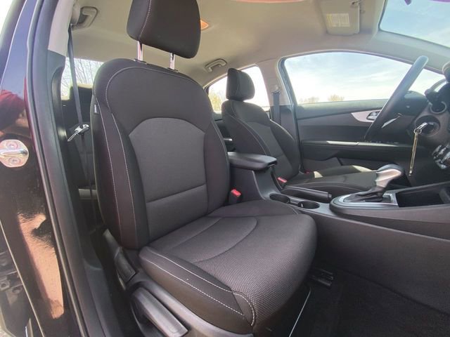 Used 2023 Kia Forte LXS FWD image 24
