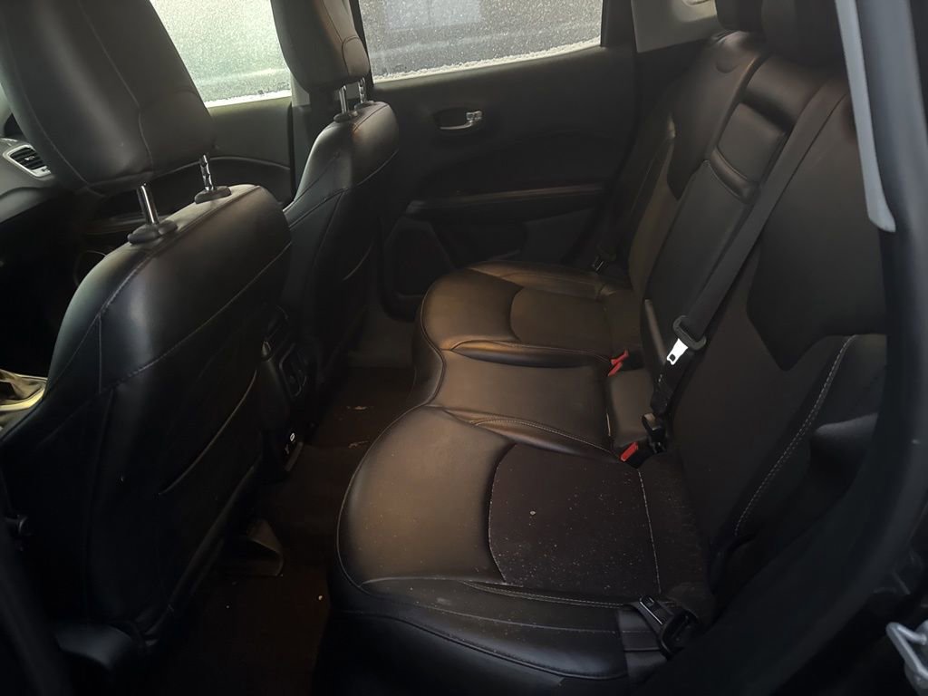 Used 2019 Jeep Compass Latitude image 11