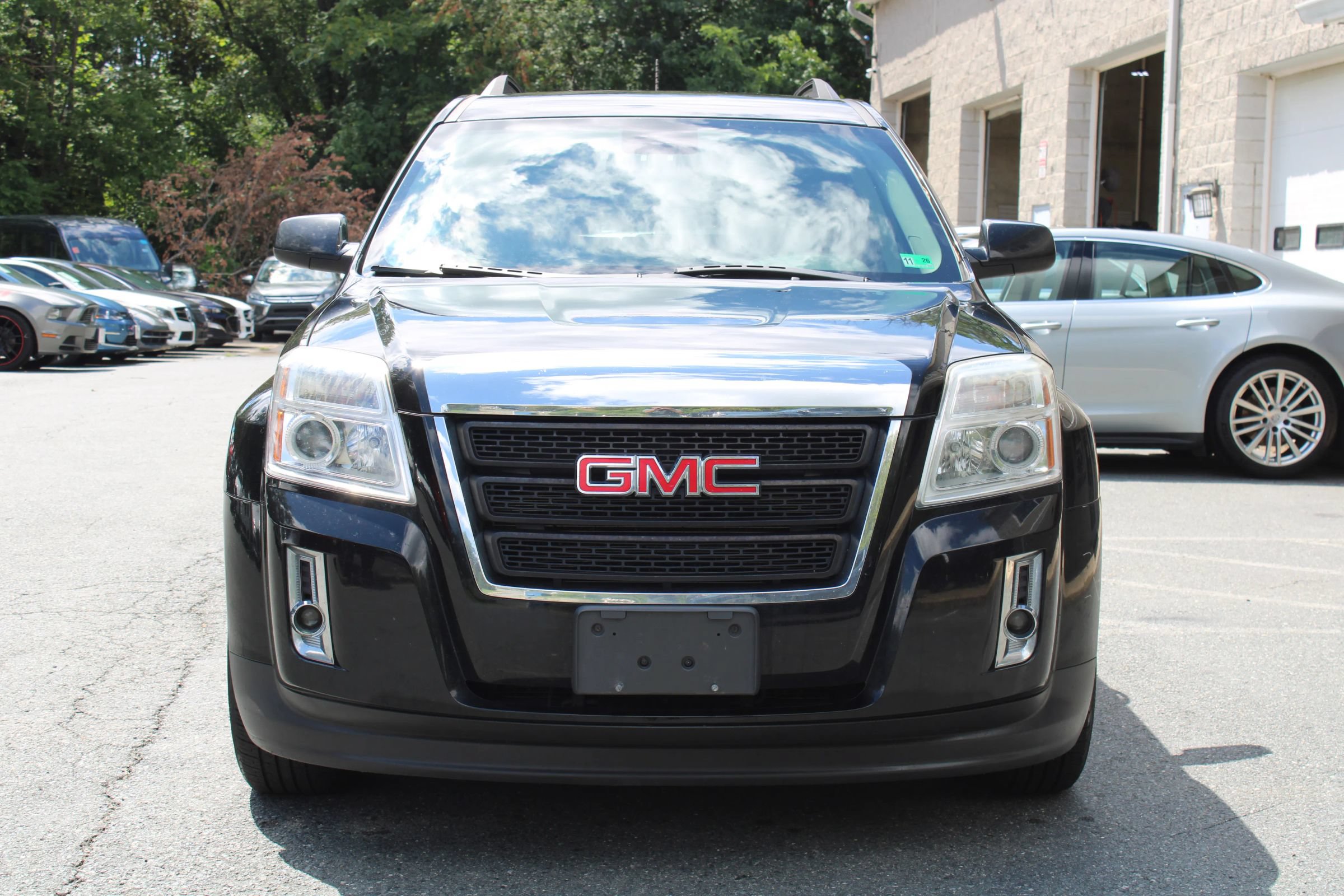 Used 2015 GMC Terrain SLE w/ Convenience Package AWD/4WD image 3