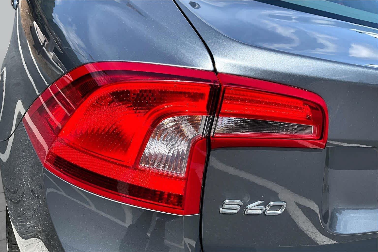 Used 2017 Volvo S60 T5 Inscription FWD image 29