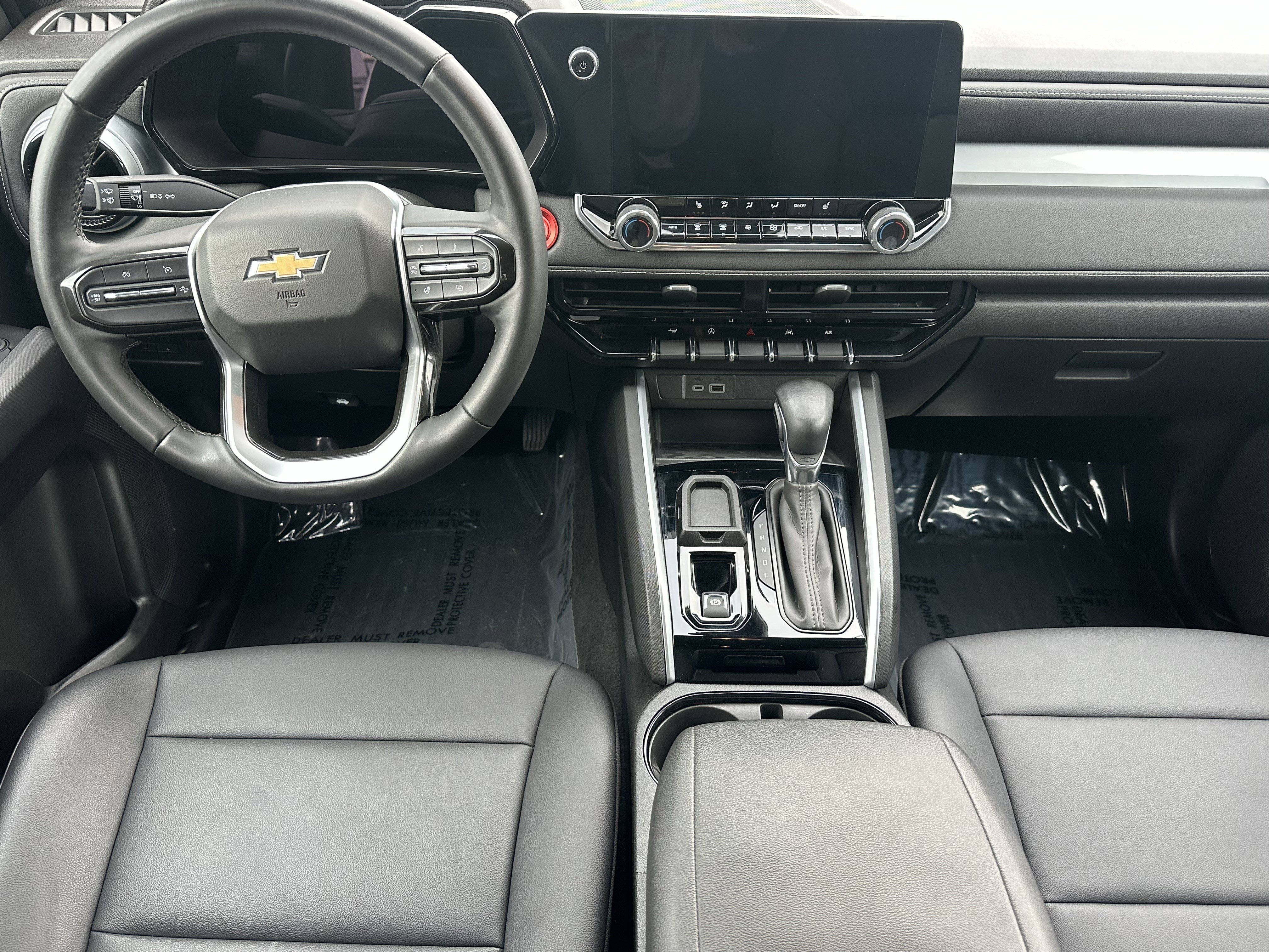 Used 2024 Chevrolet Colorado LT w/ LT Convenience Package III image 24