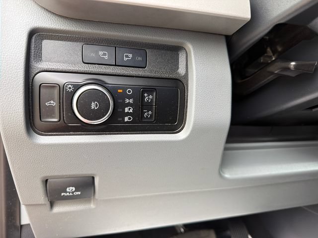 Used 2023 Ford F350 XLT w/ 360-Degree Camera Package AWD/4WD image 17