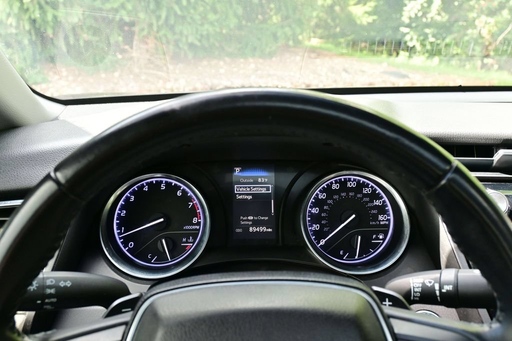 Used 2018 Toyota Camry SE w/ Moonroof Package FWD image 54