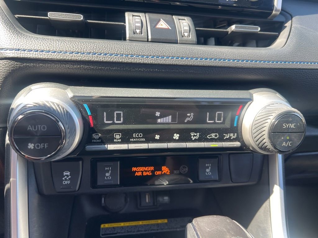 Used 2020 Toyota RAV4 XSE AWD/4WD image 78